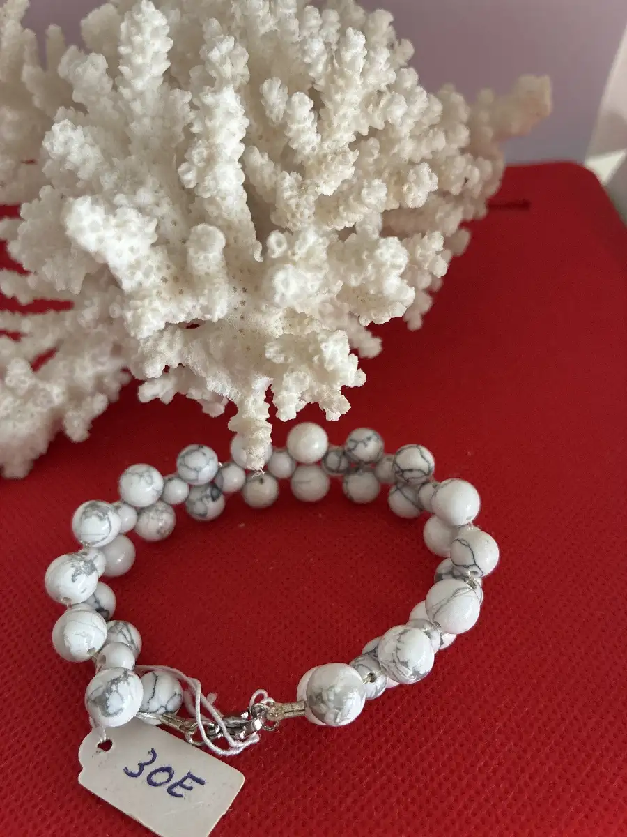 Howlite