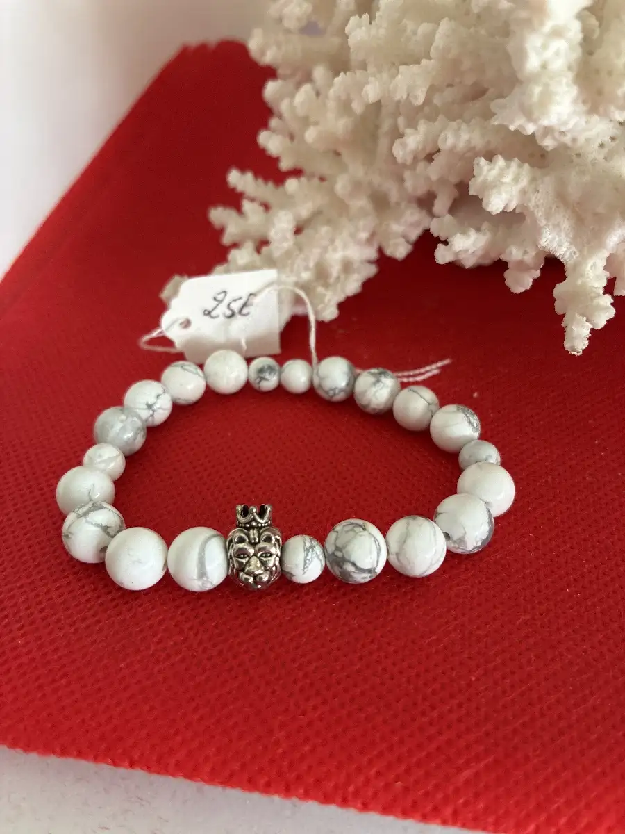 Howlite